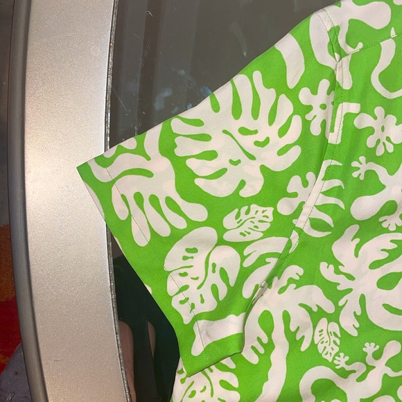 ASOS short sleeve button up shirt. - Picture 3 of 4